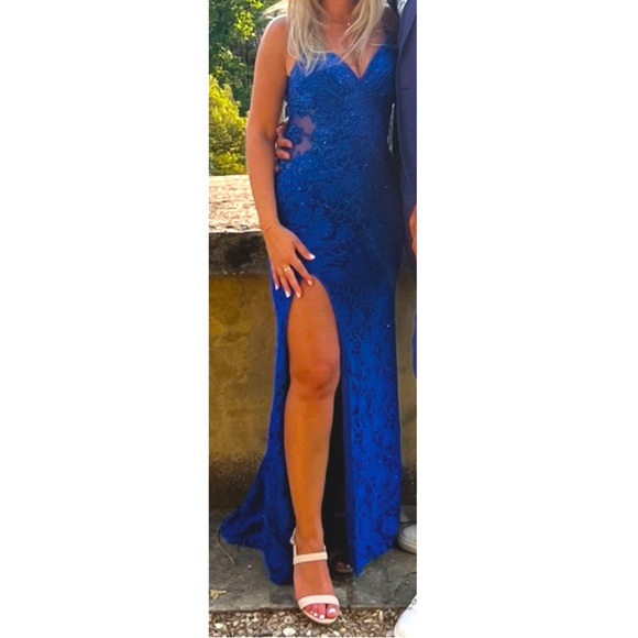 La Femme Gown - Prom/Wedding guest Dress - Picture 7 of 8